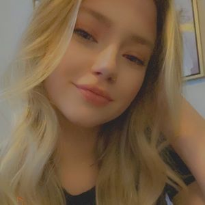 Meet your Posher, Robyn